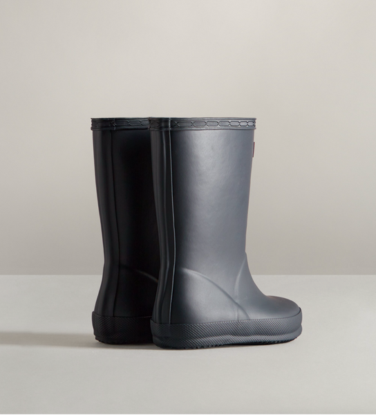 Hunter navy sales rain boots