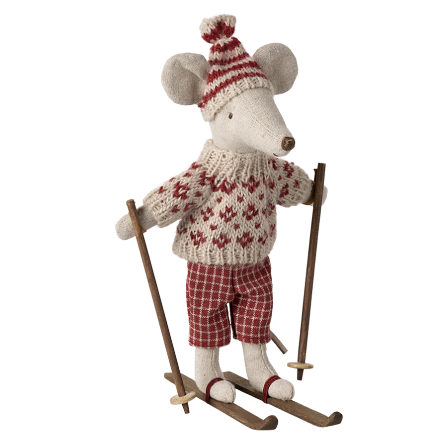 Maileg - Winter Mouse with Ski Set Mum - Red