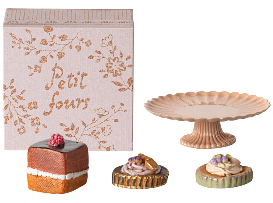 Maileg - Cakes & Cakestand - Mini