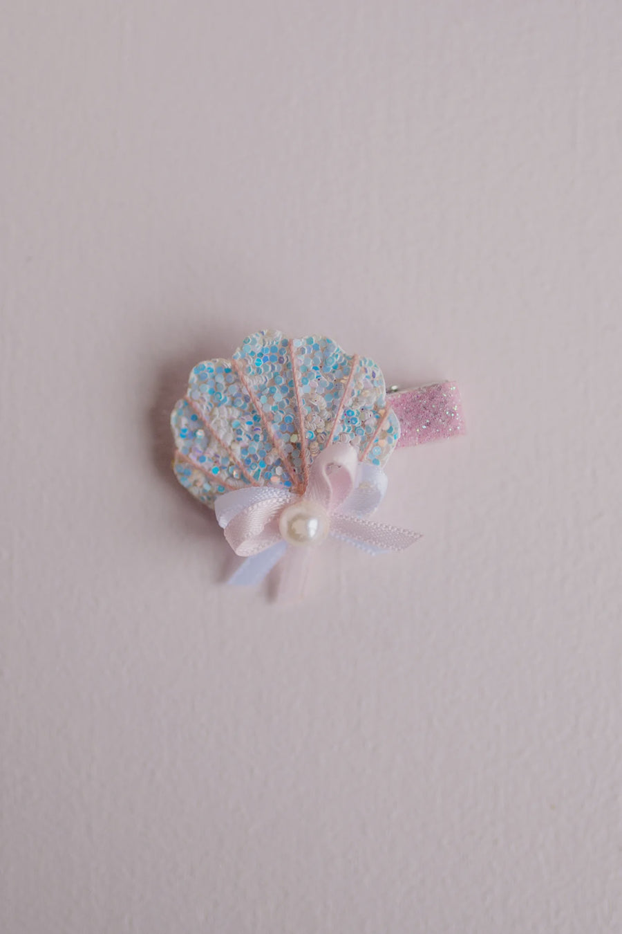 Great Pretenders - Boutique Sparkle Shell Hair Clip