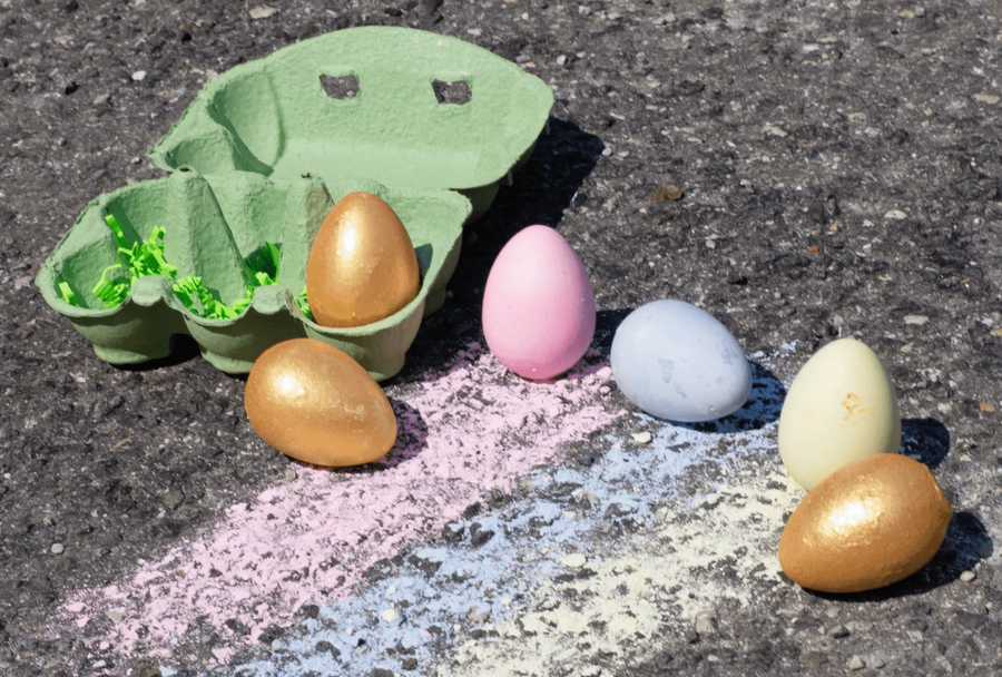 TWEE - Bunnys 6 Eggs Handmade Sidewalk Chalk